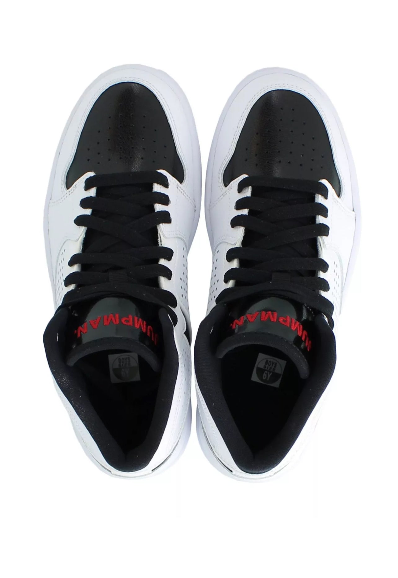 Jordan Accuses (GS) white Black 2022