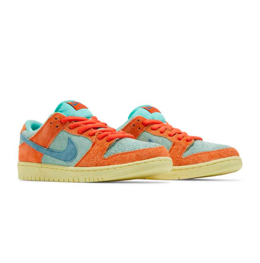 Nike Dunk Low SB Orange Emerald Rise 2023